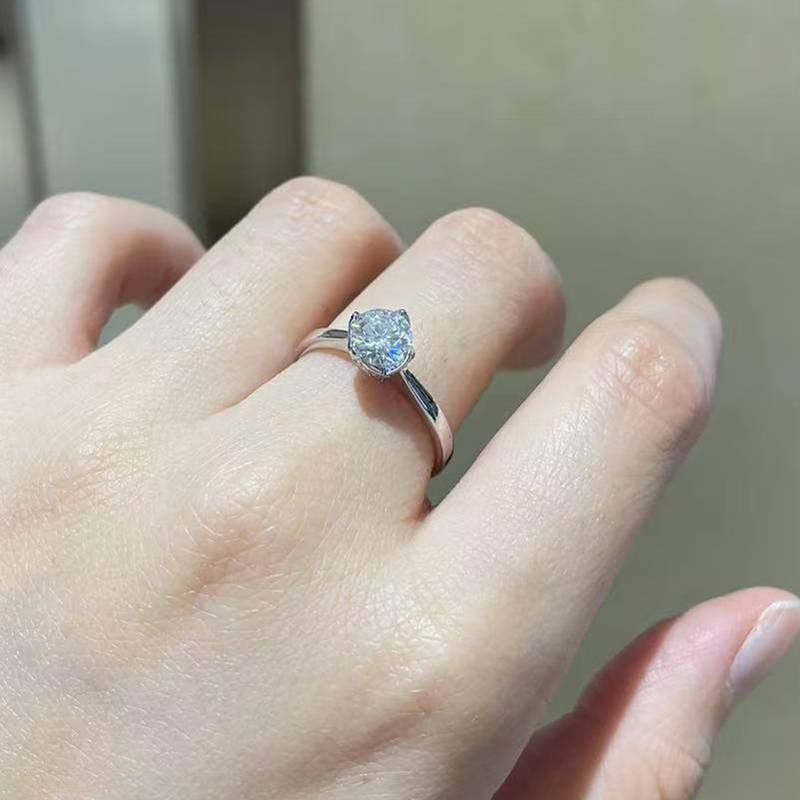四爪花苞Women's RingS925银镀白金定制选款主石Moissanite0.8ct/副石高碳钻